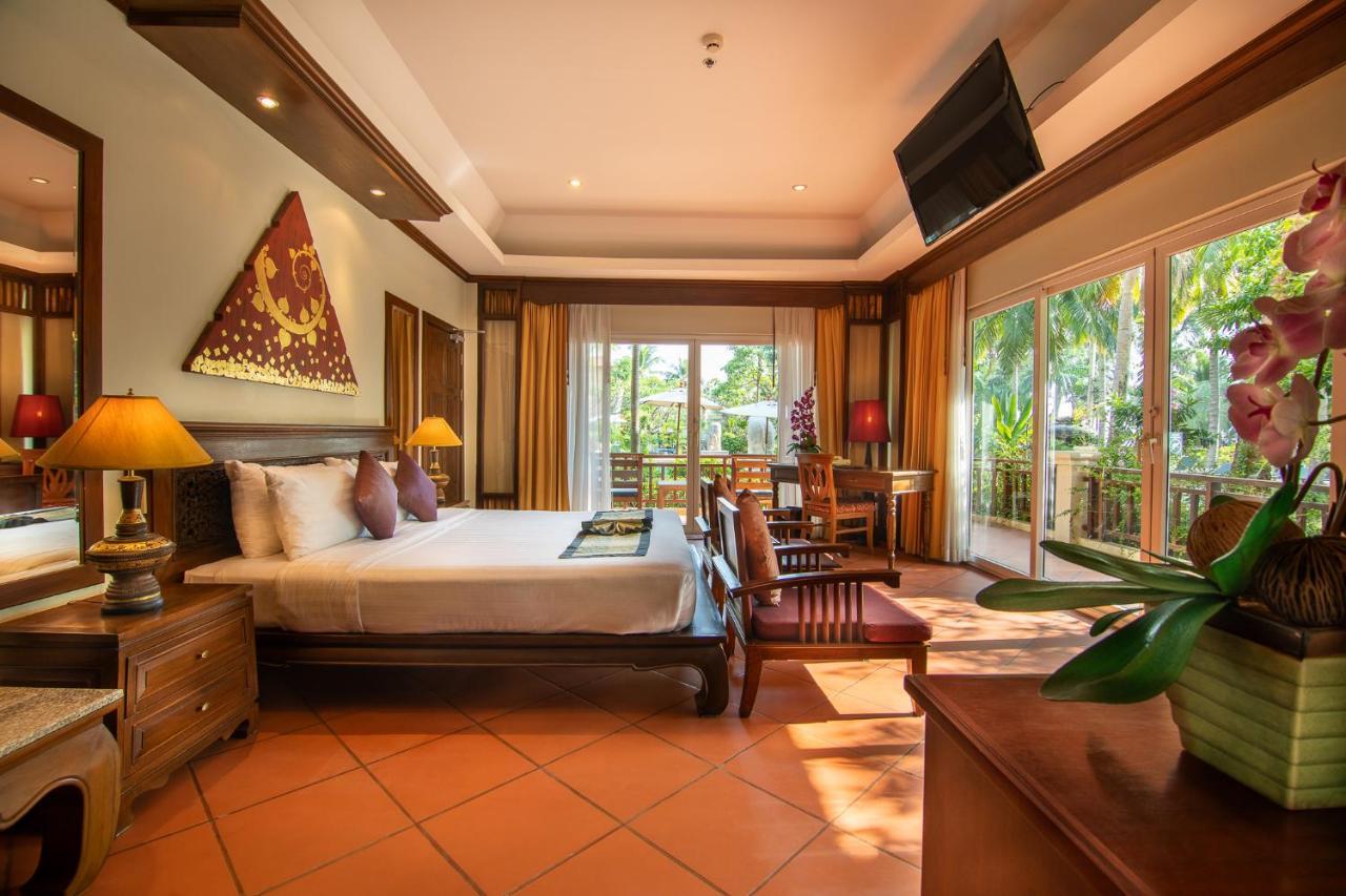 Avalon Beach Resort Pattaya Bagian luar foto