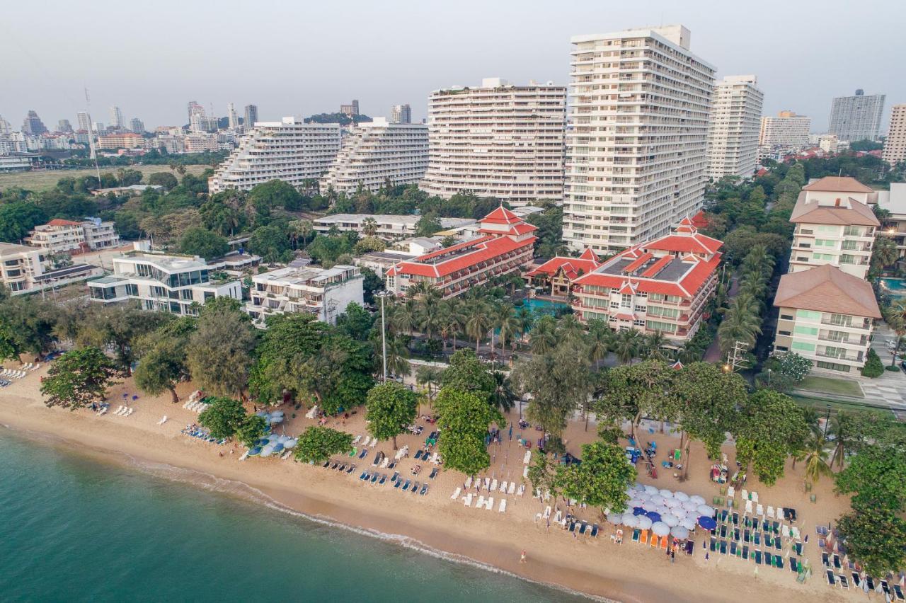 Avalon Beach Resort Pattaya Bagian luar foto