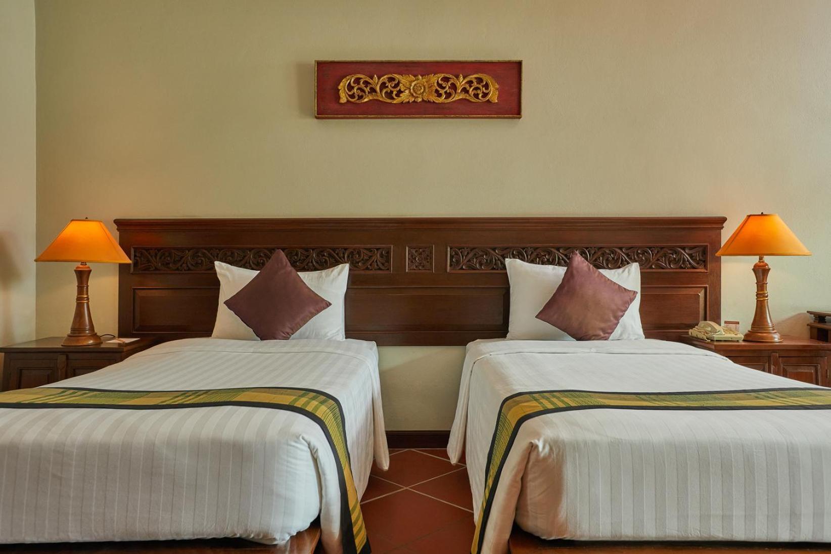 Avalon Beach Resort Pattaya Bagian luar foto