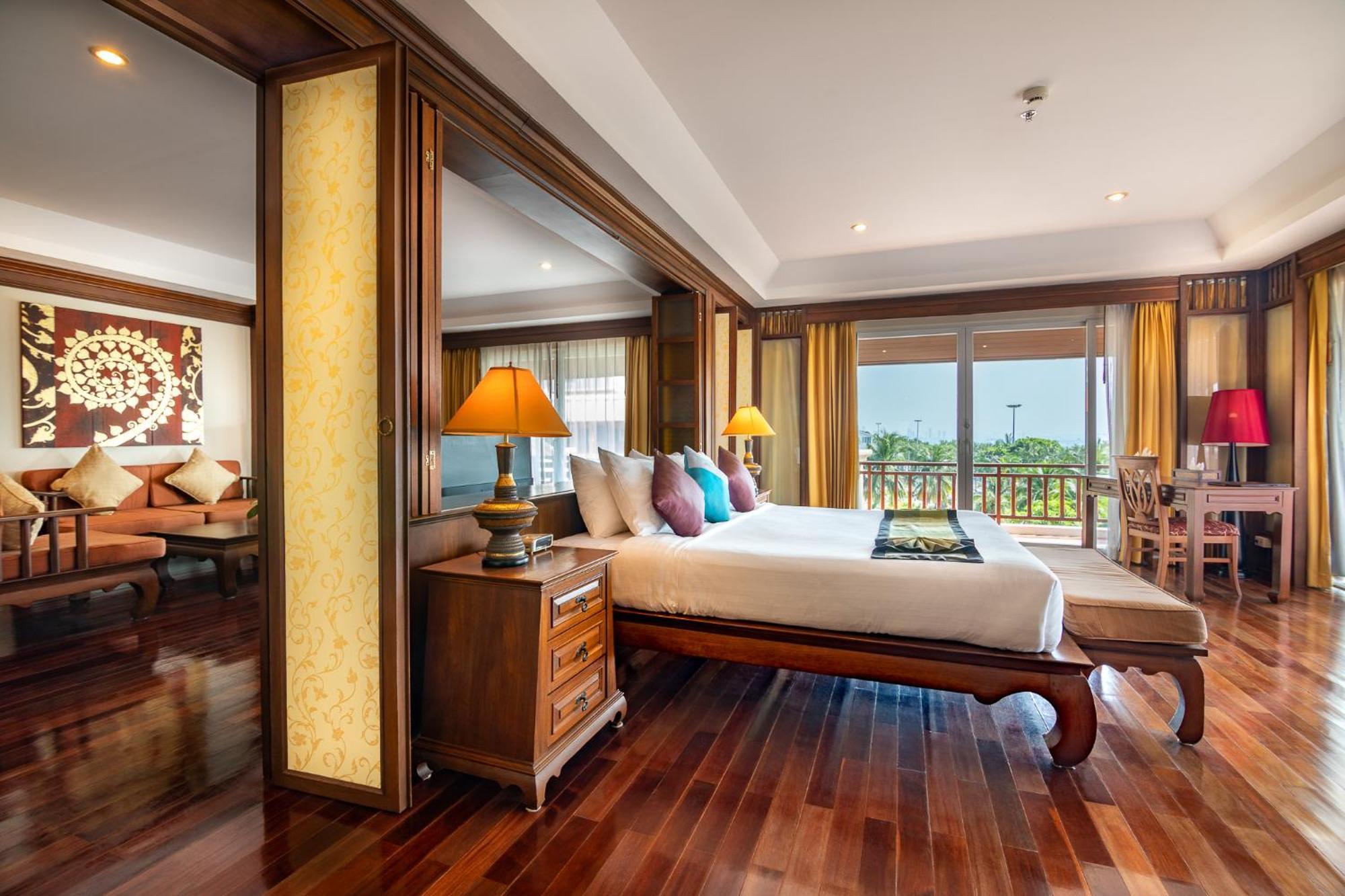 Avalon Beach Resort Pattaya Bagian luar foto